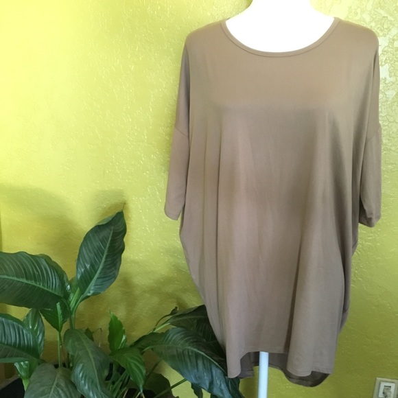 LuLaRoe Tops - Lularoe brown faux top